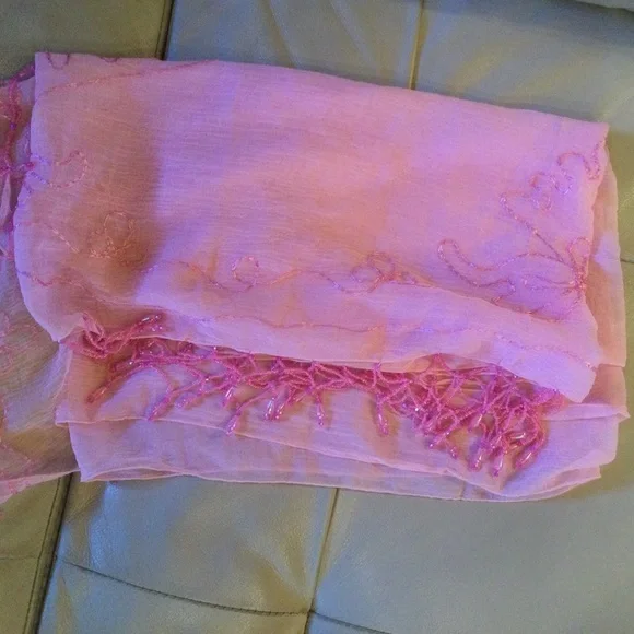 Scarf - Picture 2 of 3